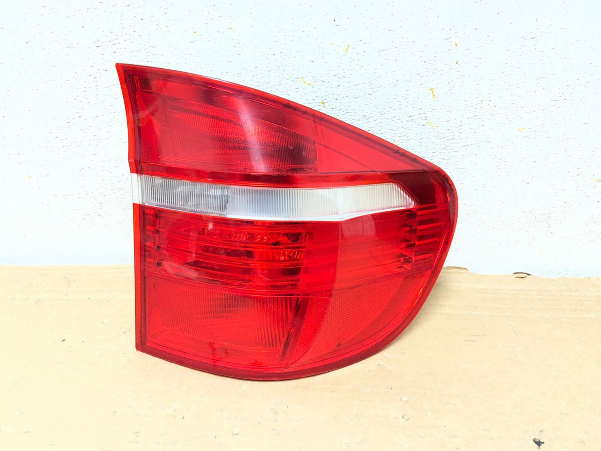 2007 to 2010 Bmw X5 E70 Right Passenger Rh Side Tail Light AH8338 LK0