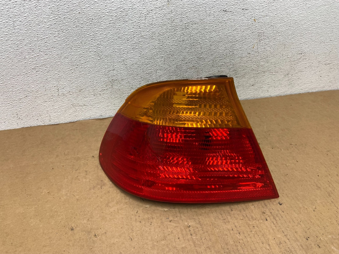 1999-2001 Bmw E46 325i 328i 330i Coupe Left Driver LH Tail Light AD4595 DW0