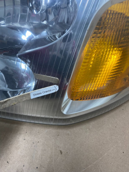 2002 to 2009 Gmc Envoy Left Driver Lh Side Headlight Halogen AG4535 DW4