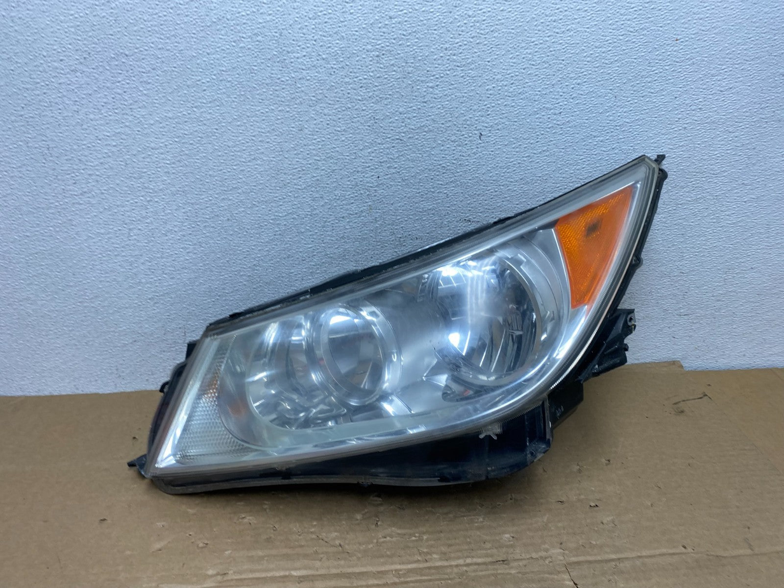 2010 to 2013 Buick Lacrosse Left Driver LH Halogen Headlight AD4032 DW0