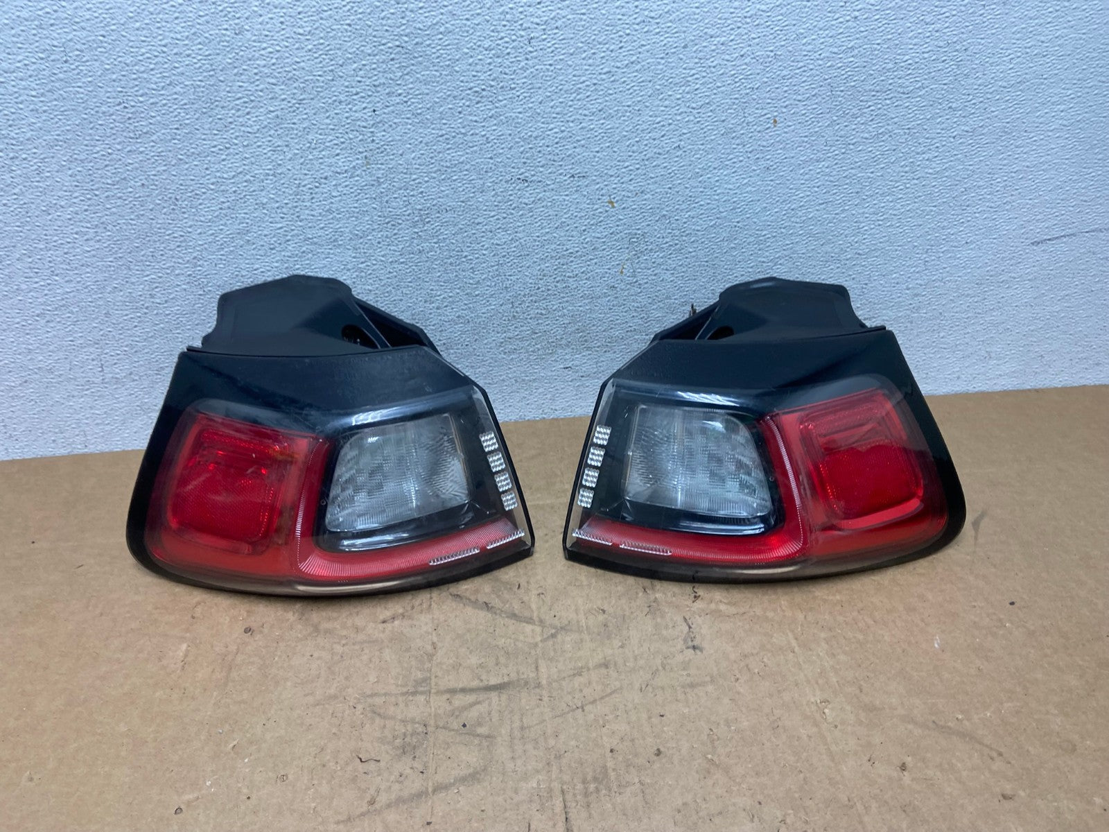 2019 to 2023 Jeep Cherokee Right + Left Side LED Tail Lights AD6341 LK0