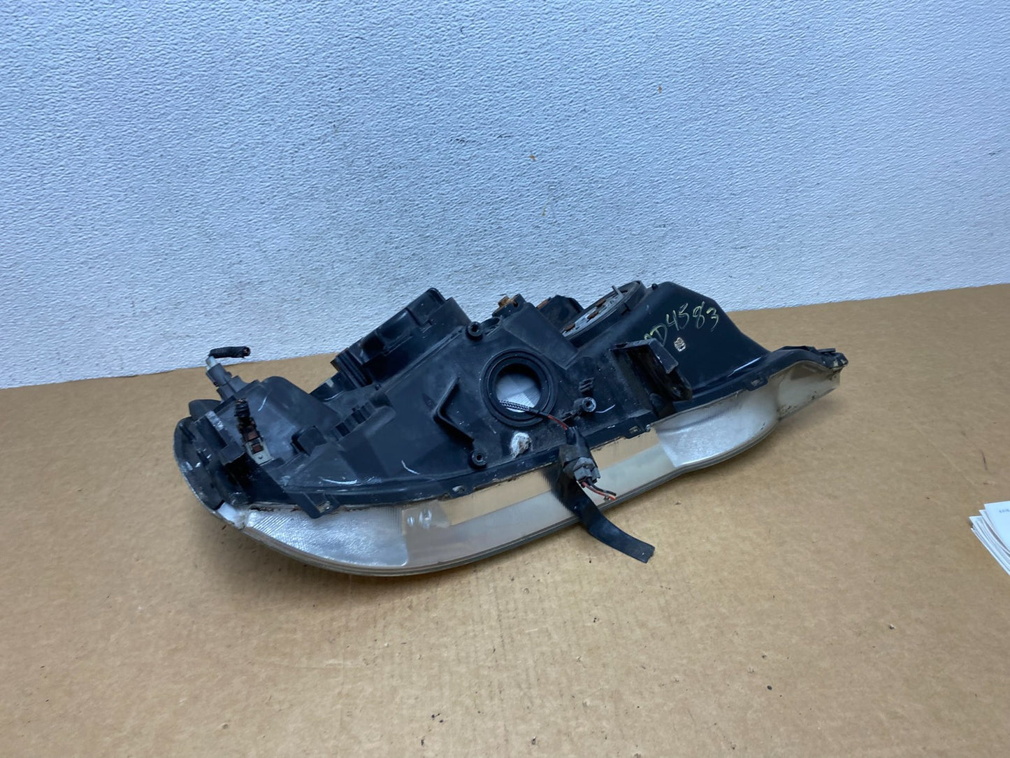 2002 to 2003 Acura TL Driver Left LH Side HID Xenon Headlight AD4583 DW7