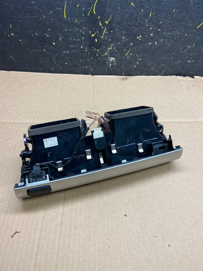 2007 to 2013 BMW X5 X6 Center Console Dash Air Vent OEM Y2082 DG4