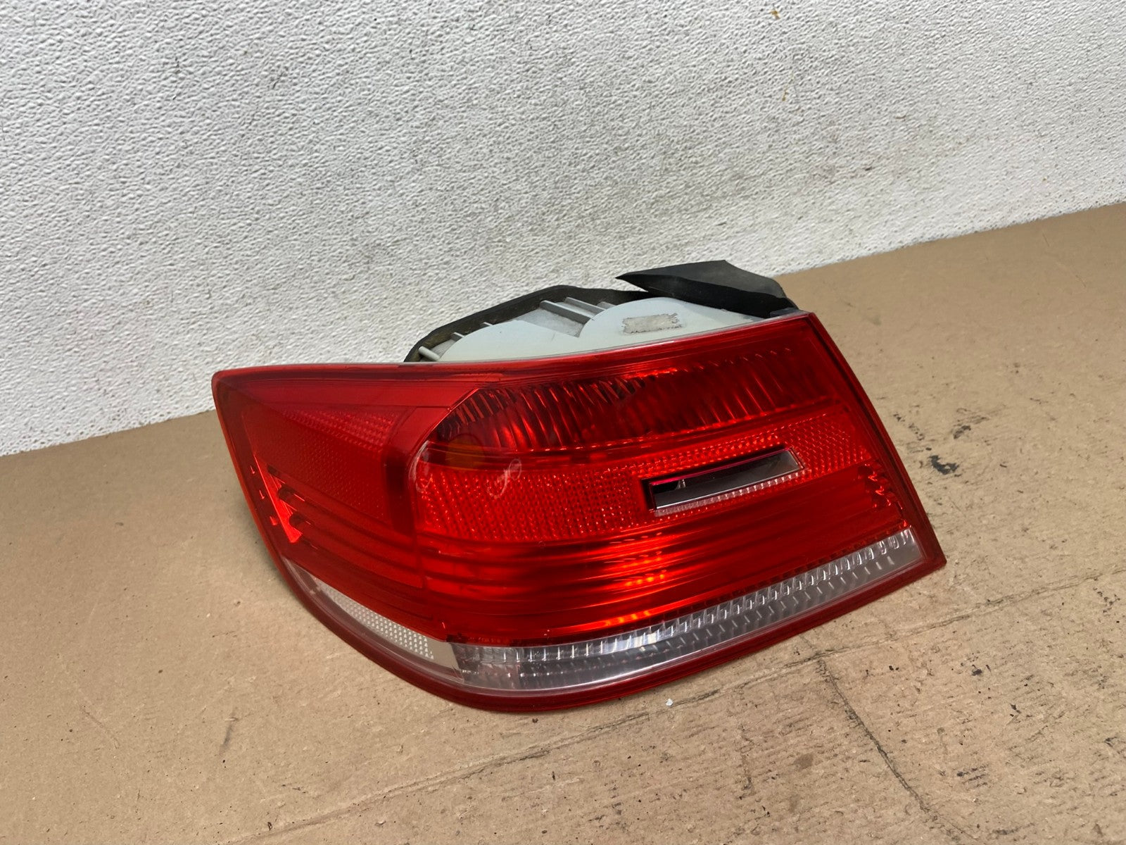 2007 to 2010 BMW M3 328i 335i Coupe Left Driver LH Tail Light AF5137 LK0