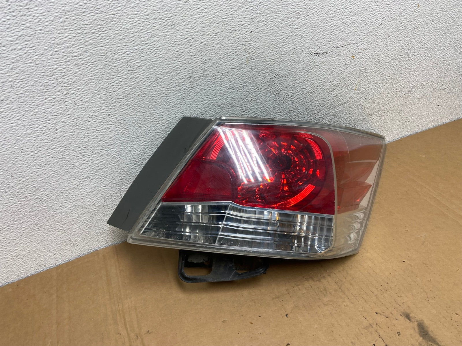 2008 to 2012 Honda Accord Sedan Tail light Right Passenger RH Side AD2645 LK2