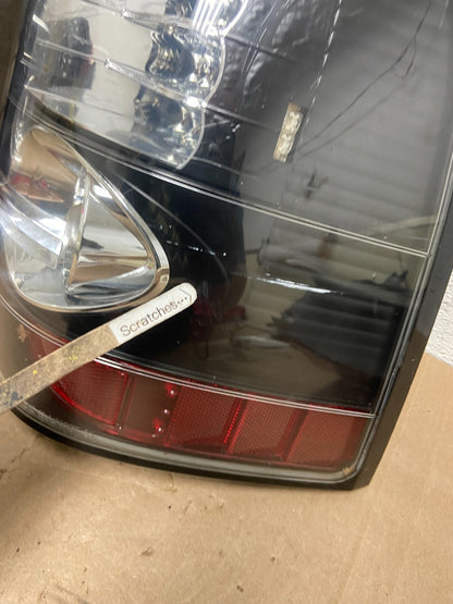 2002 to 2005 Ford Explorer Left+Right Set LED Tail lights ae6092 DG4
