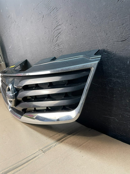 2010 to 2012 Nissan Sentra Front Upper Grill Grille ad8327 DG1