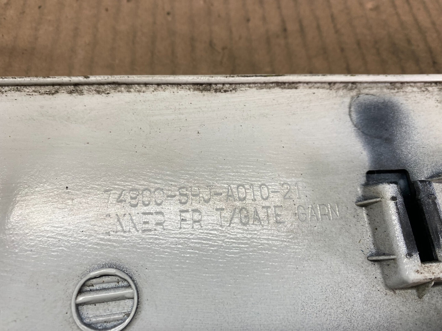 2005 2006 2007 Honda Odyssey Rear Trunk Spoiler Gate Oem C9733 DG10