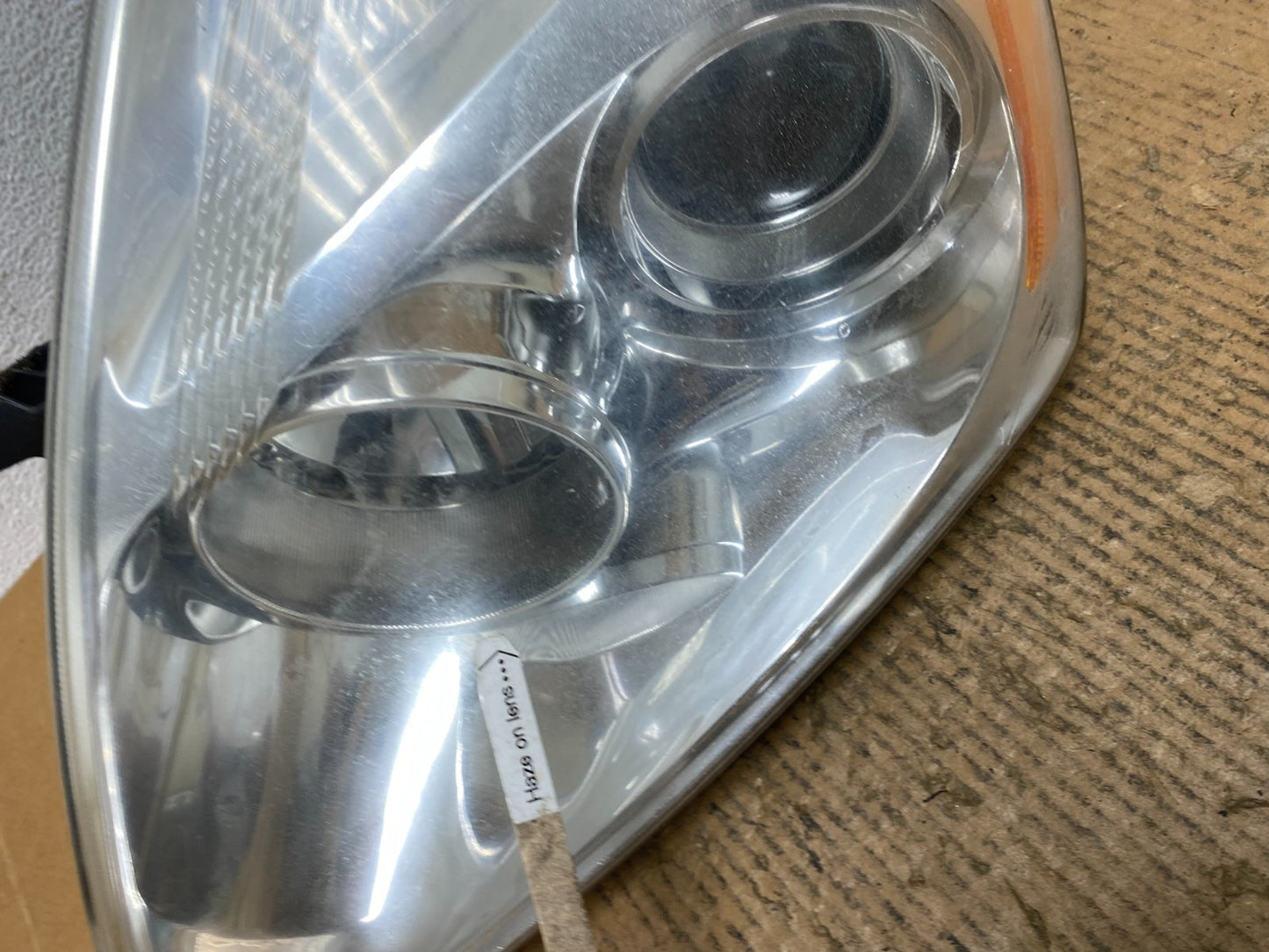 2008-2012 Kia Sedona Left Driver Lh Side Headlight Halogen AE1471 DW5