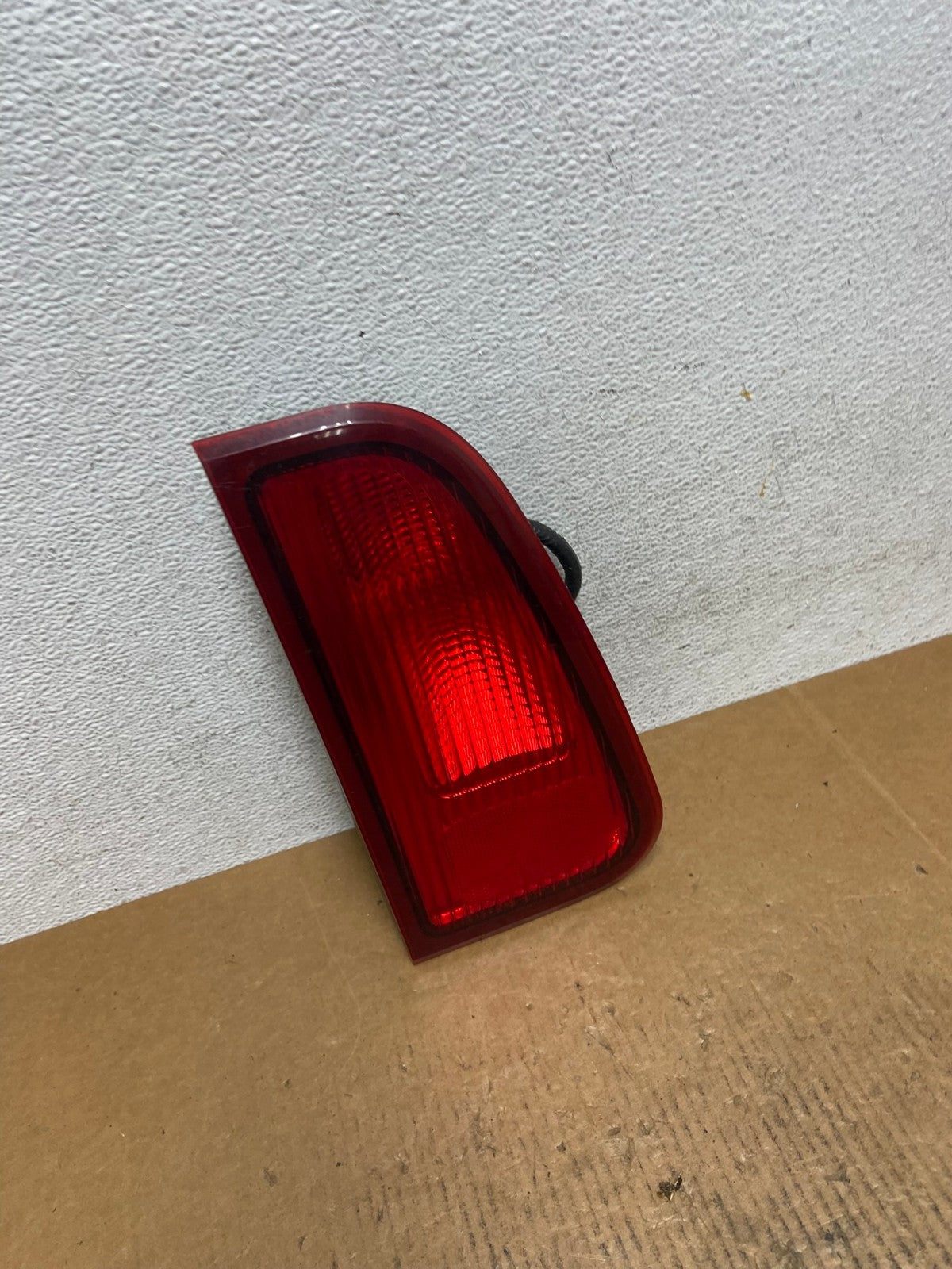 1998-2002 Lincoln Navigator Left Driver Lh Side Tail Light Inner AE0617 LK2