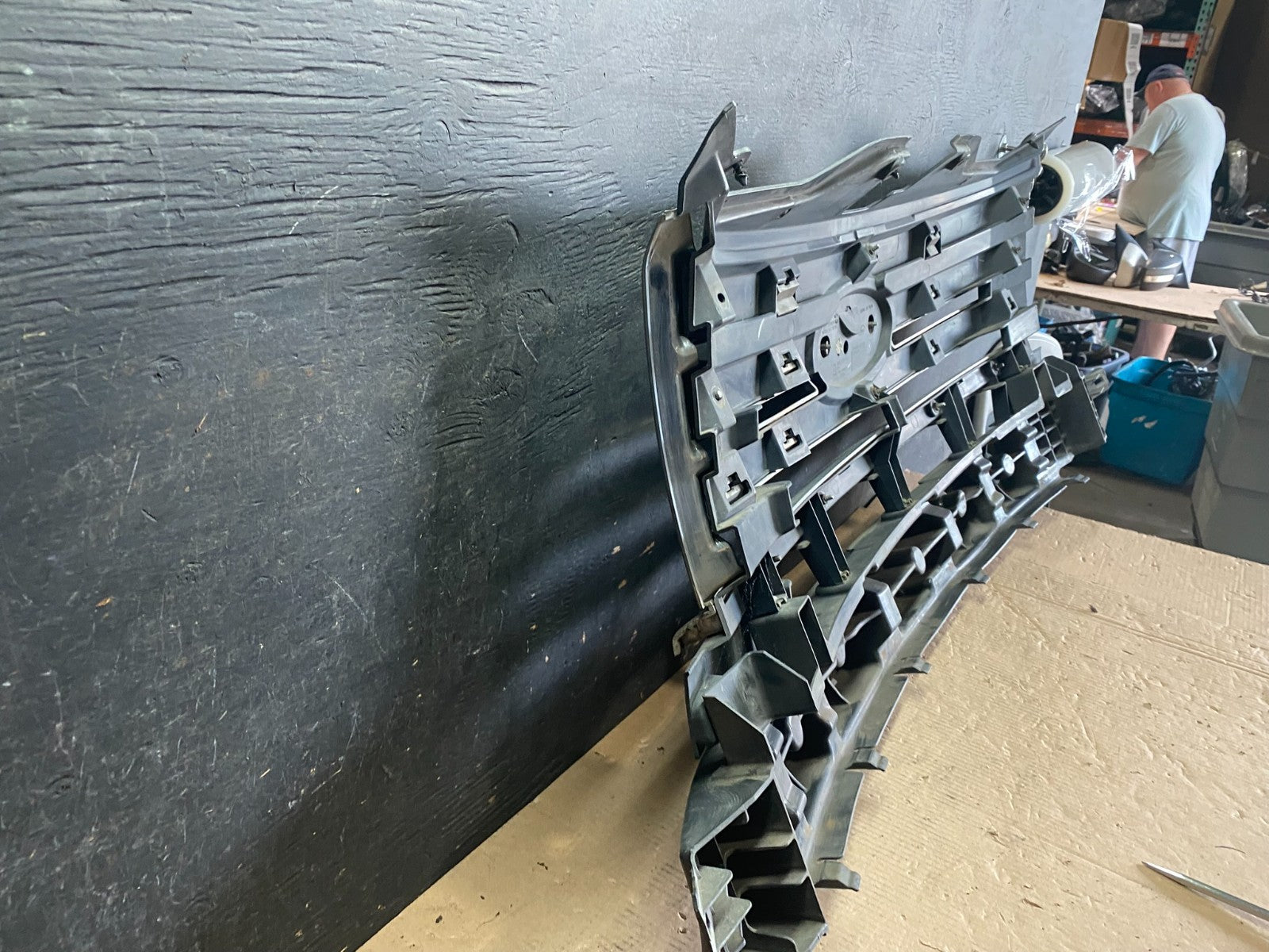 2007 to 2010 Ford Edge Front Upper Chrome Grill Grille Oem p6117 DG9