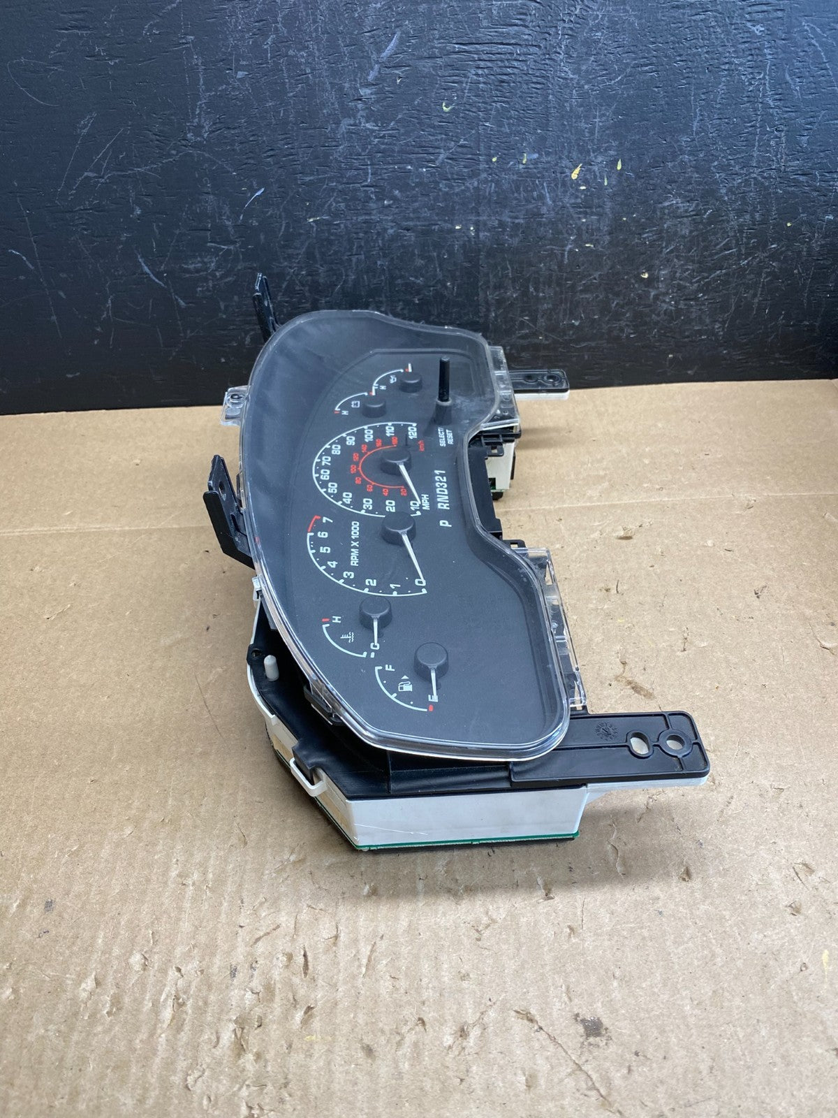 2001 to 2003 Ford Explorer Speedometer Cluster Gauge AC6402 DG1