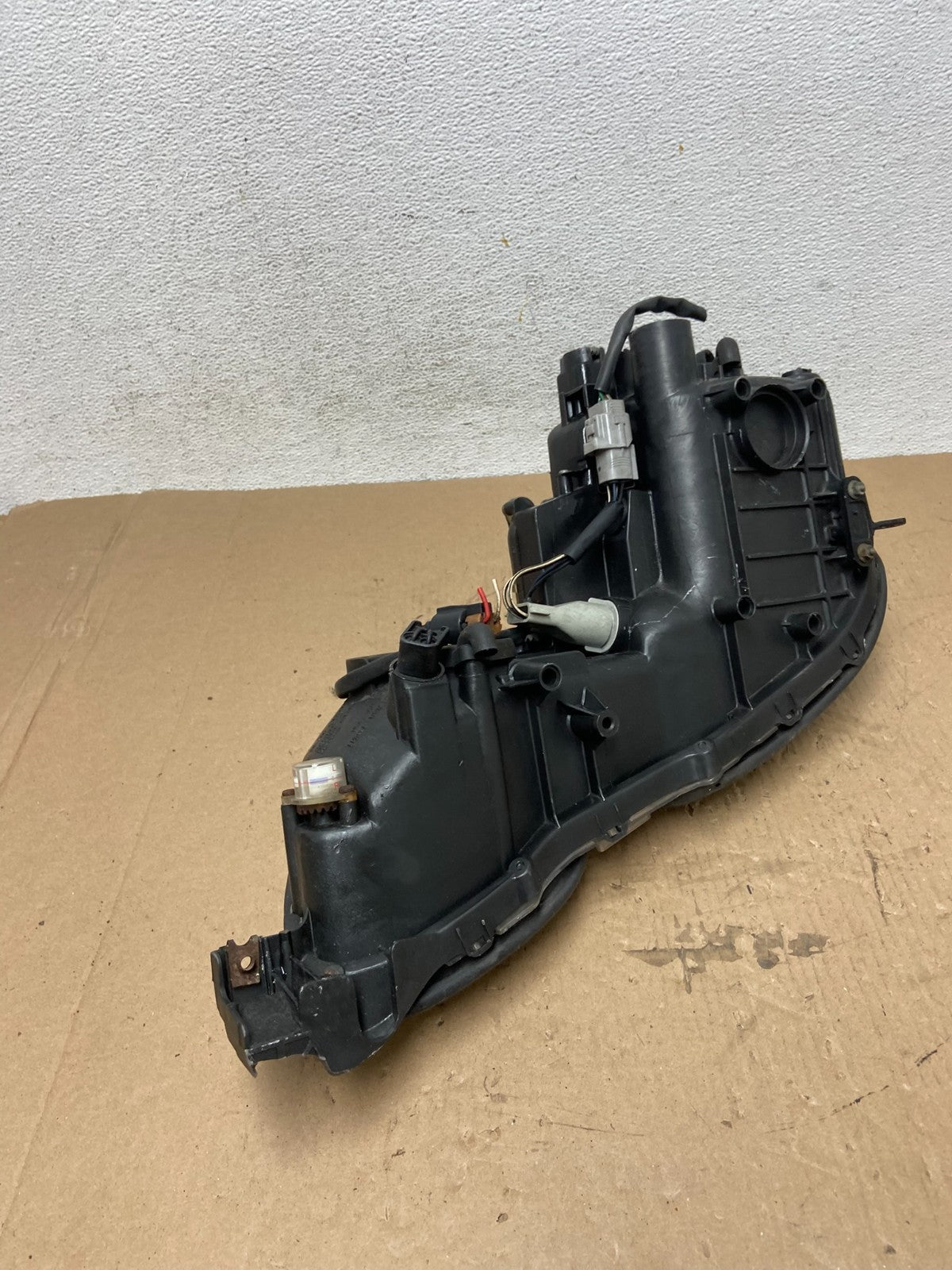 2001 to 2005 Lexus GS430 Gs300 Right Passenger Headlight Halogen AD7757 DW4