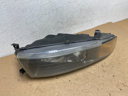 2002 to 2003 Mitsubishi Galant Left Driver LH Side Headlight AD8827 DW2