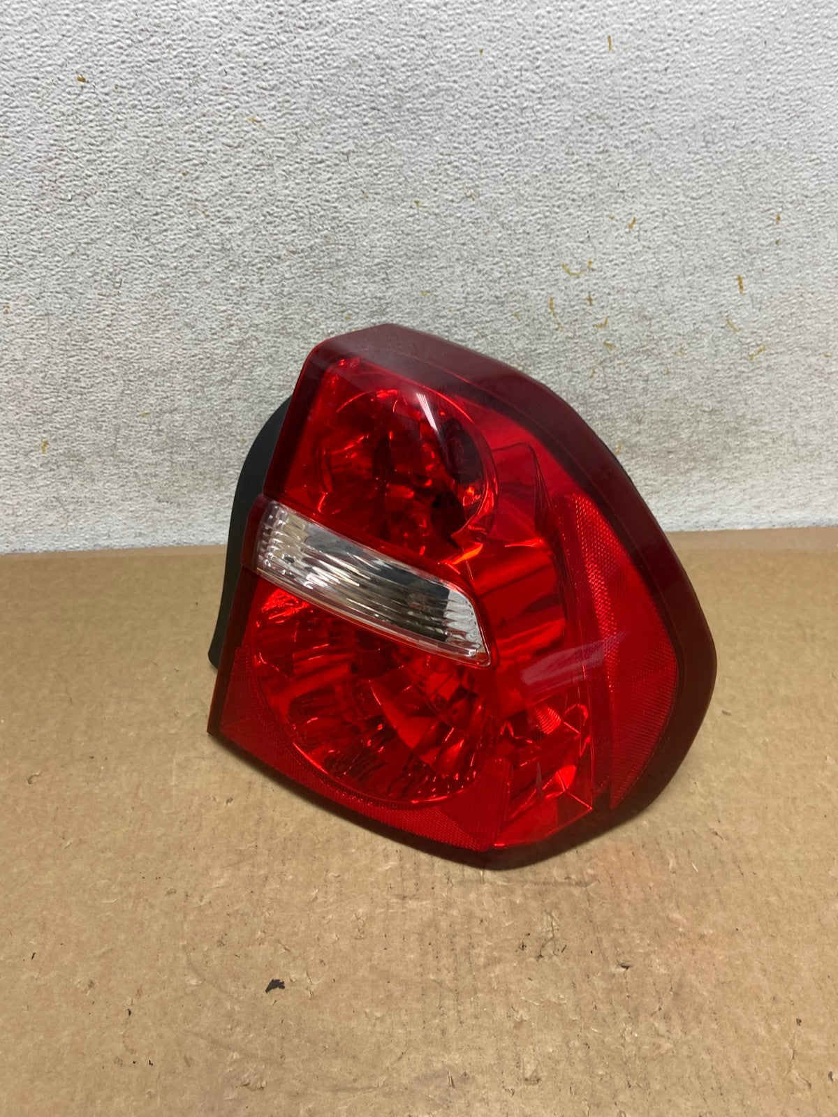 2004 to 2008 Chevrolet Malibu Right Passenger Rh Side Tail Light AI3446 LK0