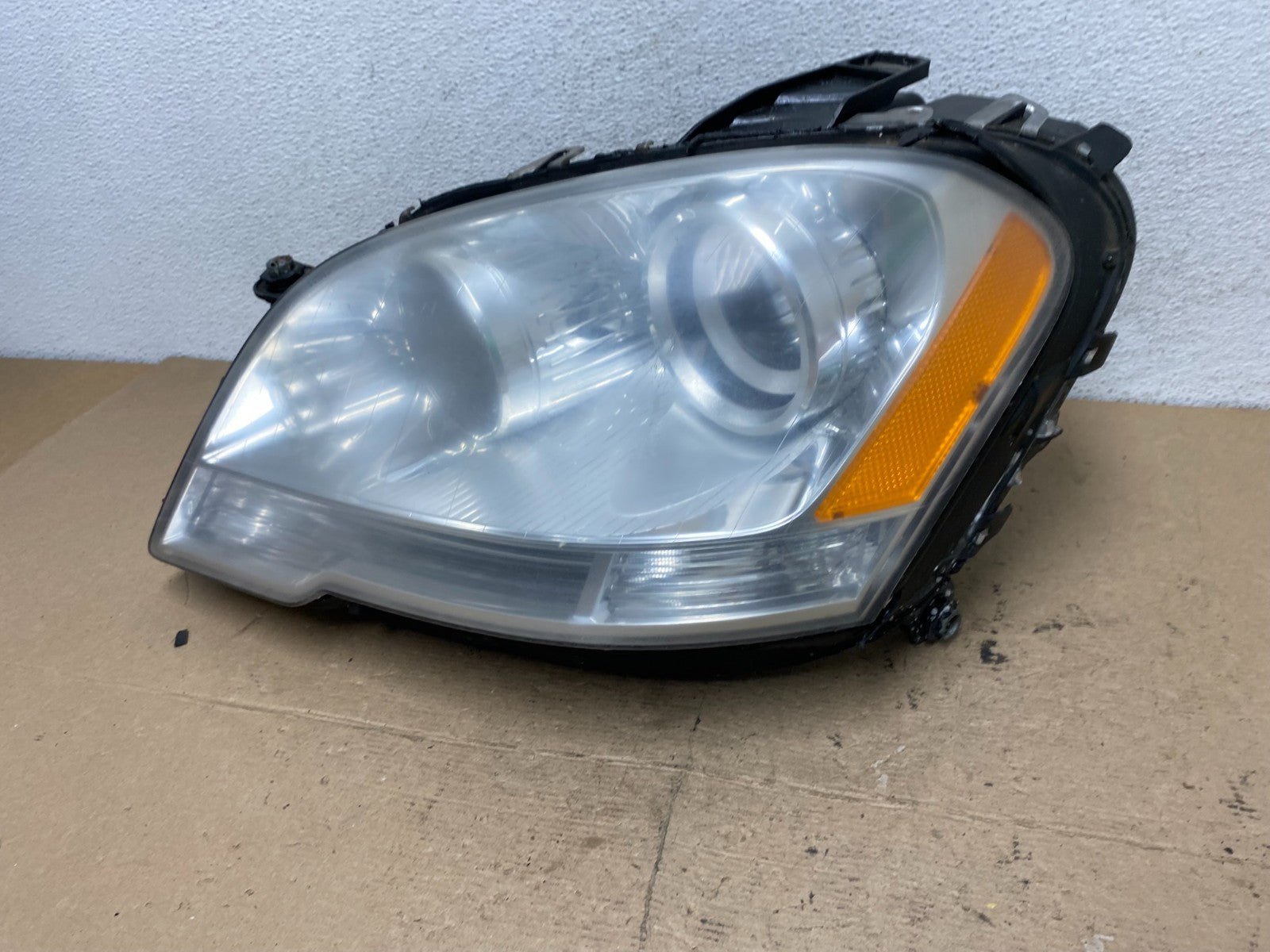 Halogen 2009-2011 Mercedes-Benz ML Class Left Driver LH Headlight AF5065 DW1