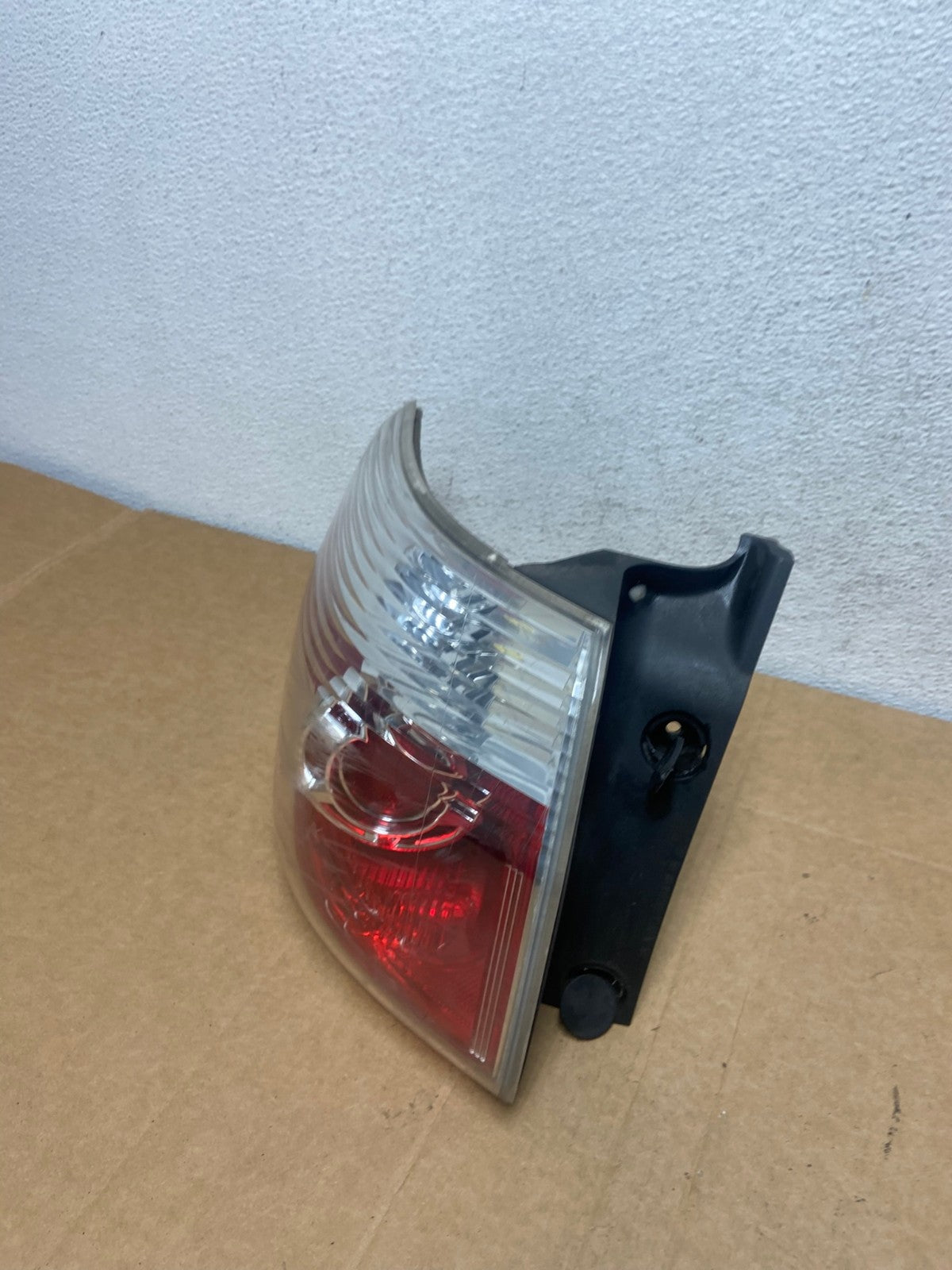 2007 to 2012 GMC Acadia Tail Light Left Driver Lh Side AD5299 LK1