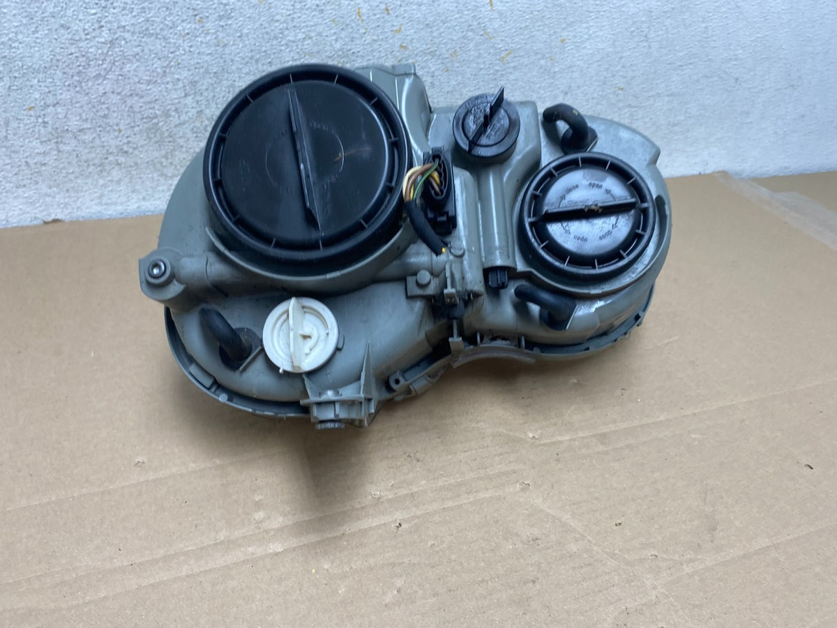 2003-2005 Mercedes Benz W209 CLK Right Passenger Halogen Headlight AH9327 DW5