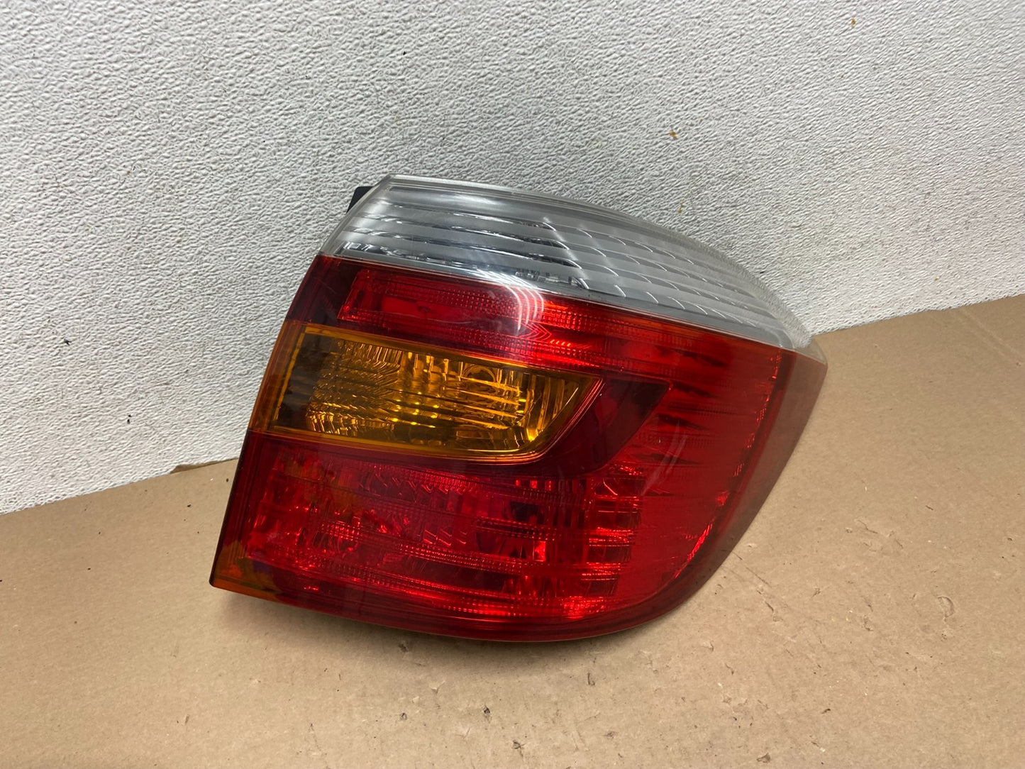 2008 to 2010 Toyota Highlander Right Passenger Side Tail Light AG40930