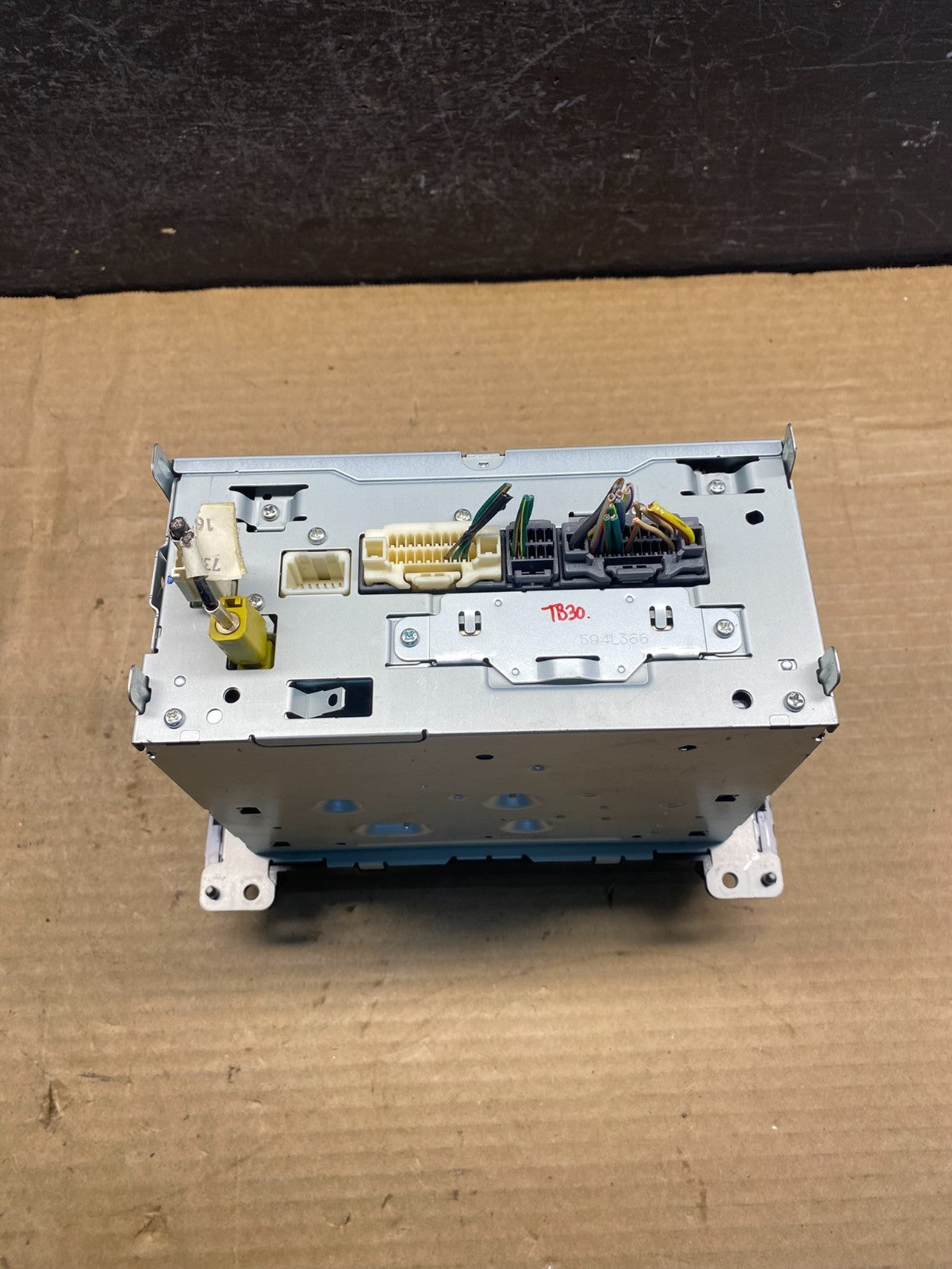 2011 to 2013 Jeep Grand Cherokee Media Satellite Radio Screen Display AD9825 DG5