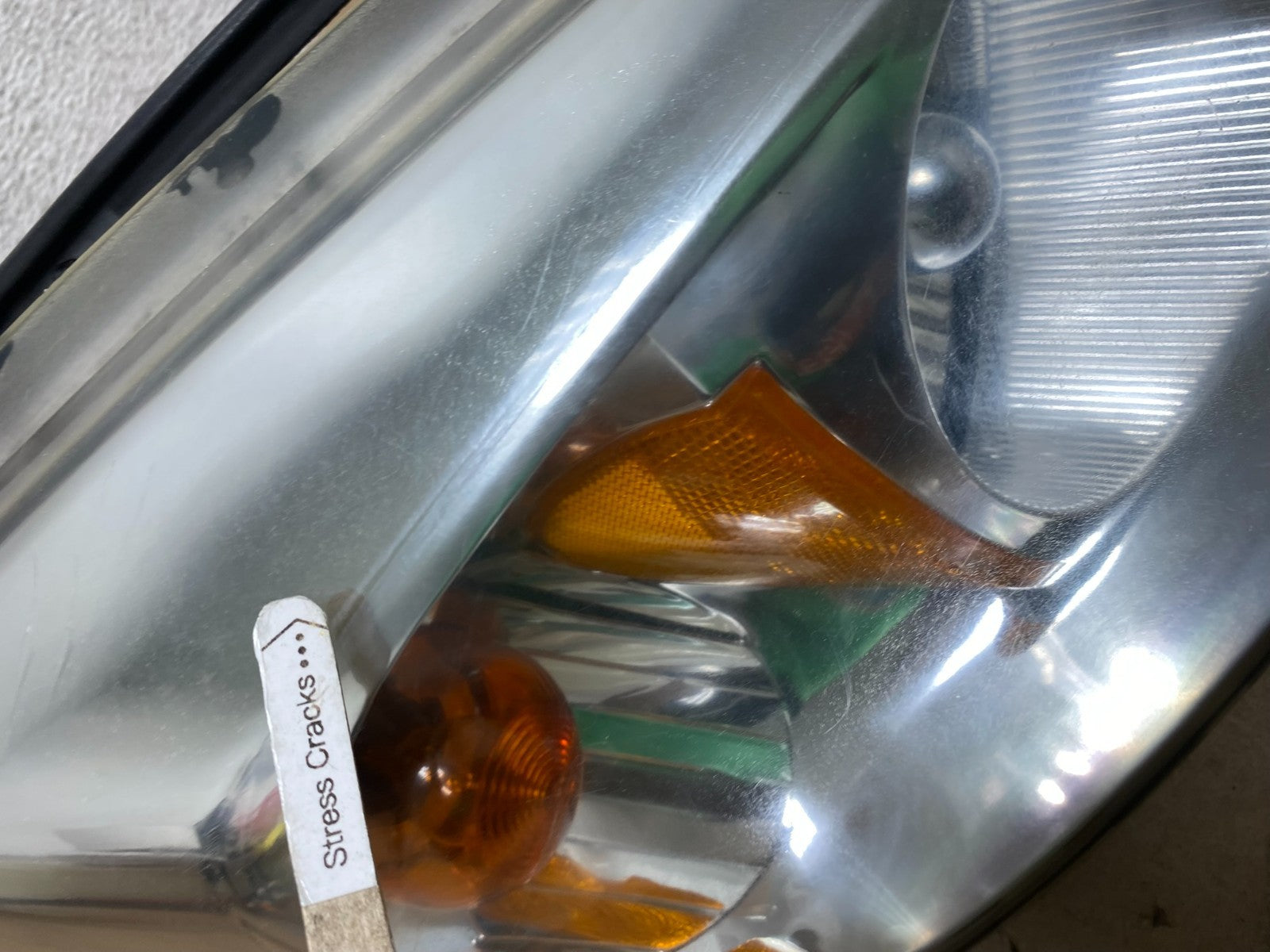 2004 to 2007 Chevrolet Malibu Right Passenger RH Headlight TYC AG4308 DW4