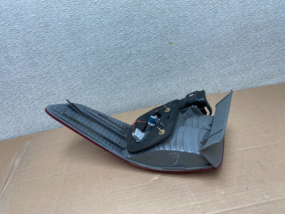 2003 to 2004 Honda Accord Sedan Left Driver Lh Side Tail light AA8627 LK5