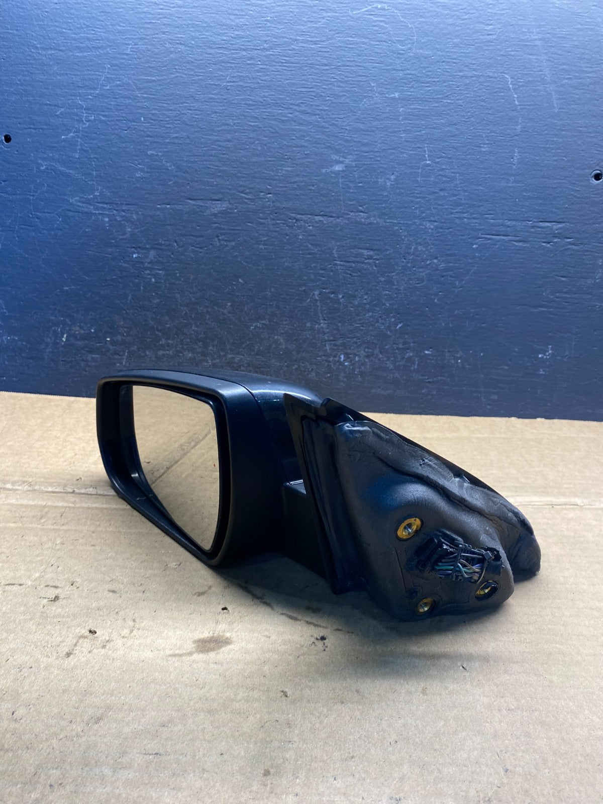 2008 to 2012 Chevrolet Malibu Left Driver View Door Mirror AD3396 DG9