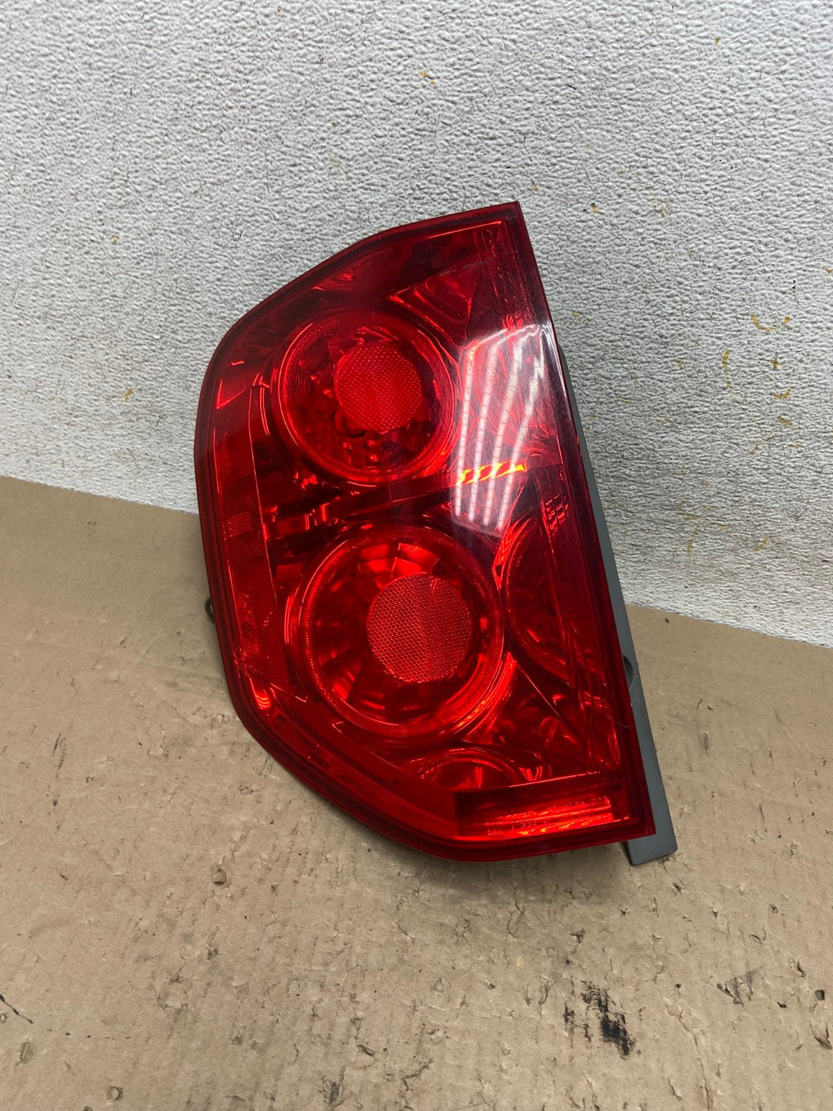 2003 2004 2005 Honda Pilot Left Driver LH Side Tail Light AI2455 LK0