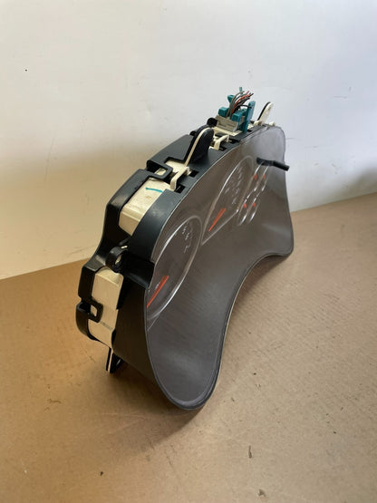 2002 - 2005 GMC Envoy Speedometer Cluster Gauge ai4325 DG1