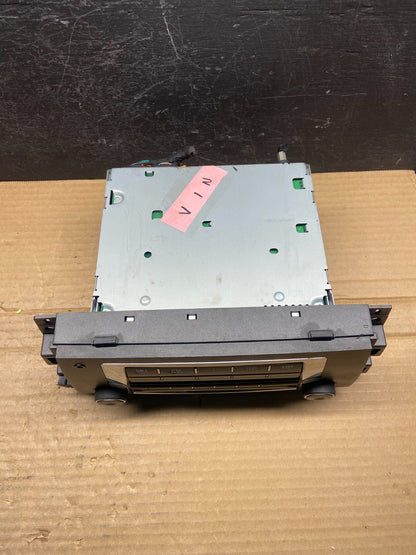 2007 - 2009 Cadillac DTS Radio 6 Disc Cd Changer Player 15847689 AE4529 DG4