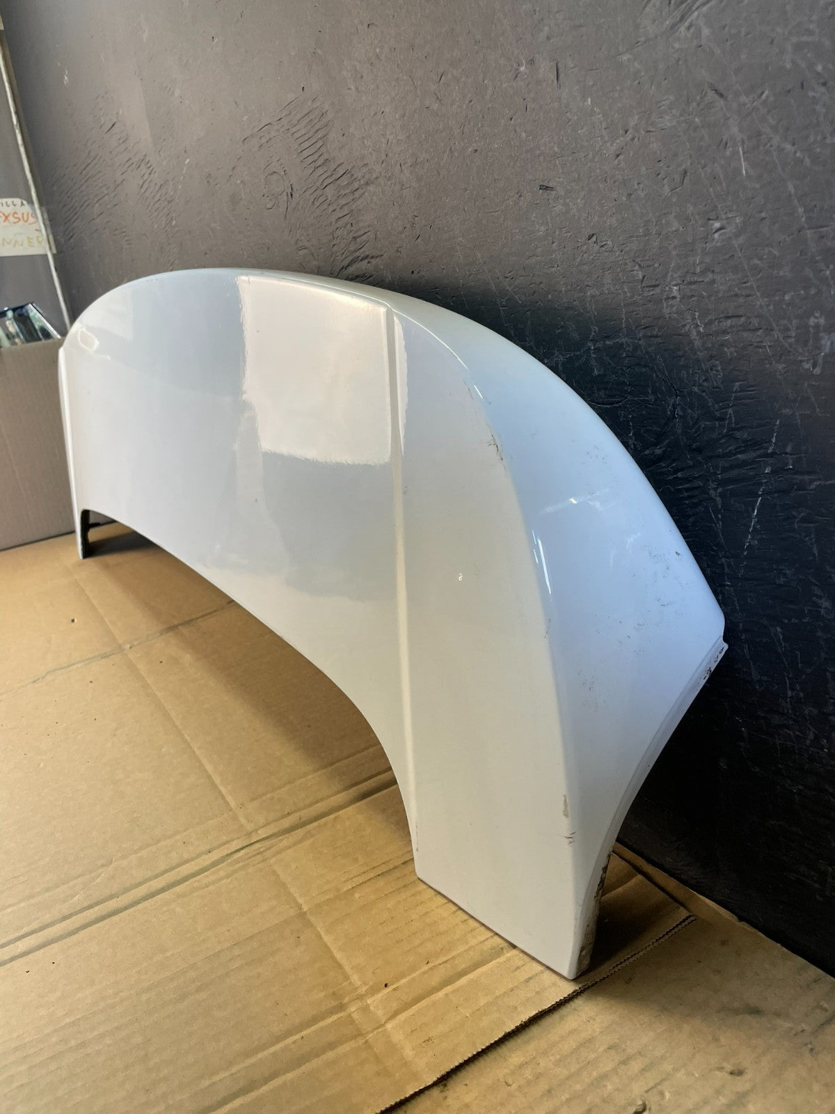 2014 - 2019 Jeep Grand Cherokee Liftgate Back Door Spoiler & Light ac5296 DG1