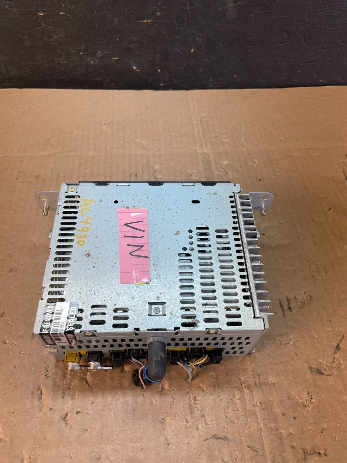 2013 to 2014 Ford Edge AM/FM Radio Reciever OEM ac4930 DG6