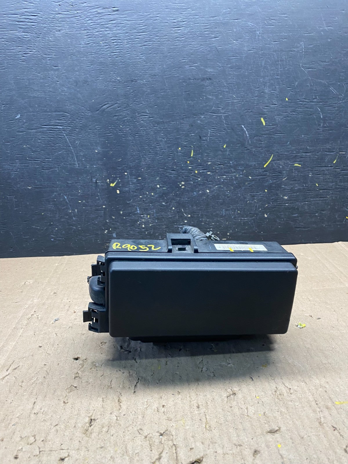 2009 Jeep Grand Cherokee Fuse Box Relay Panel BCM Body Control Module R9052 DG0