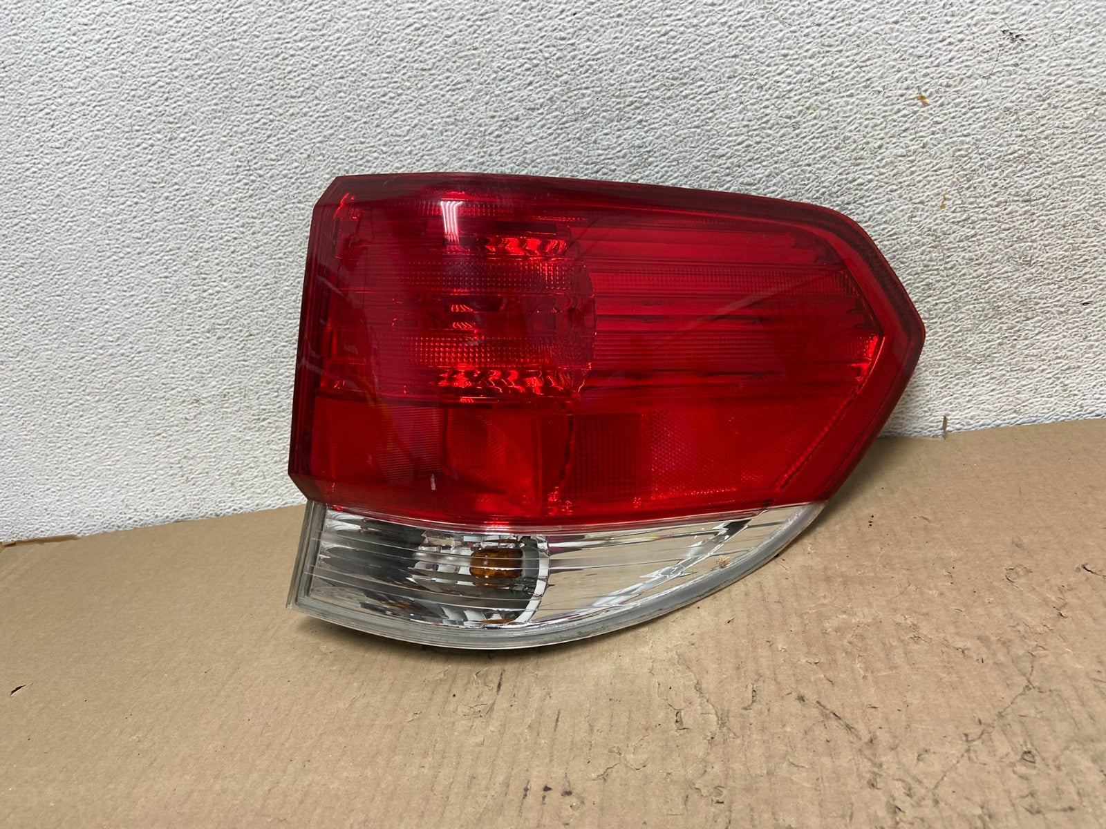 2008 2009 2010 Honda Odyssey Right Passenger Side Tail Light DEPO AG8040 LK0