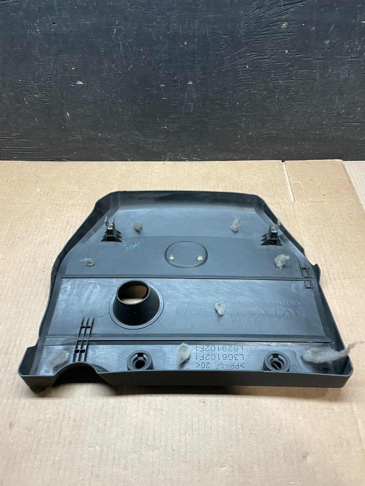 2004 to 2009 Mazda 3 DOHC 16 VALVE Engine Shield Top Cover J7374 PS4