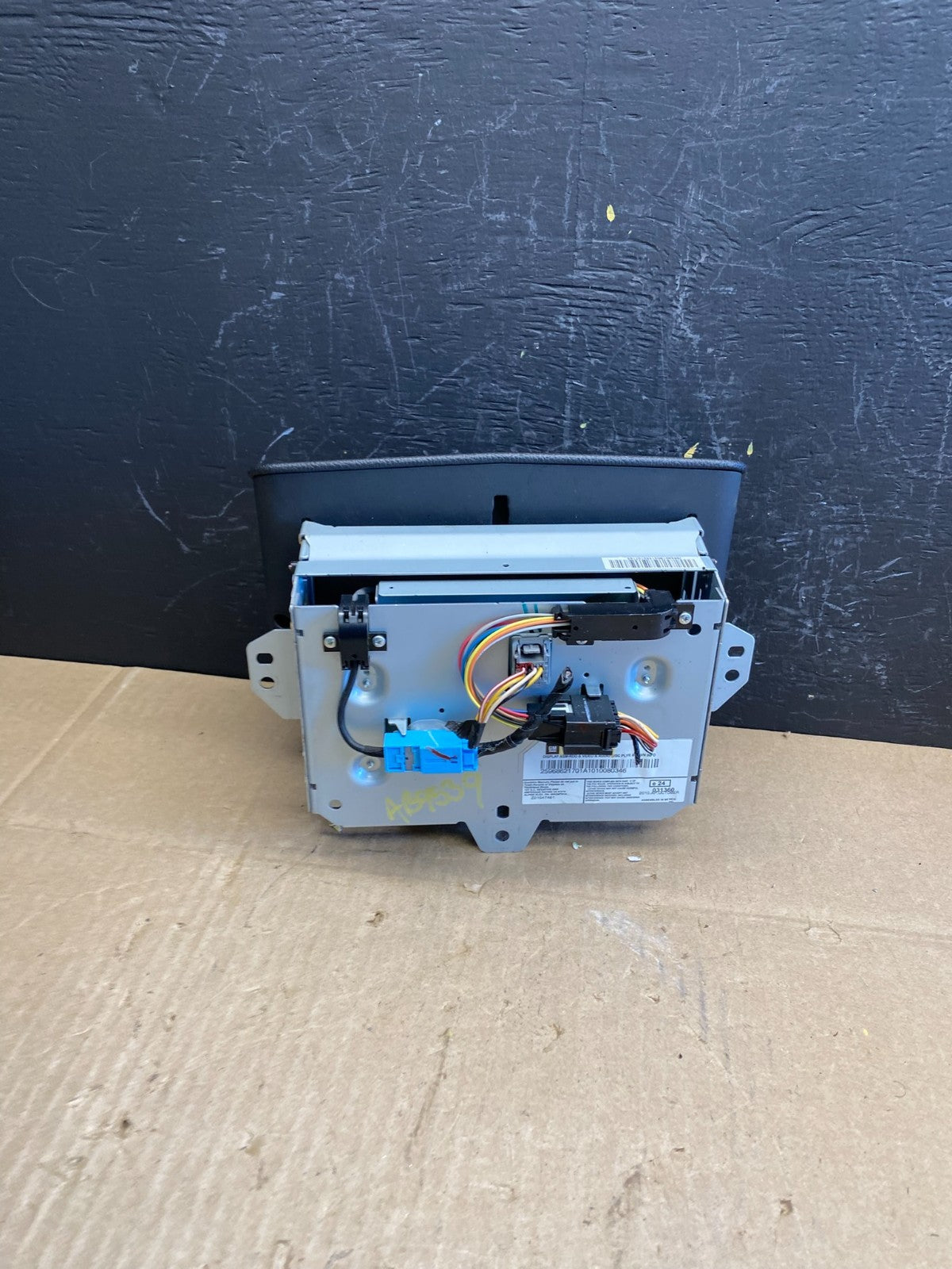 2008 to 2012 Cadillac SRX CTS Audio Radio Screen Display Player AB9539 DG5