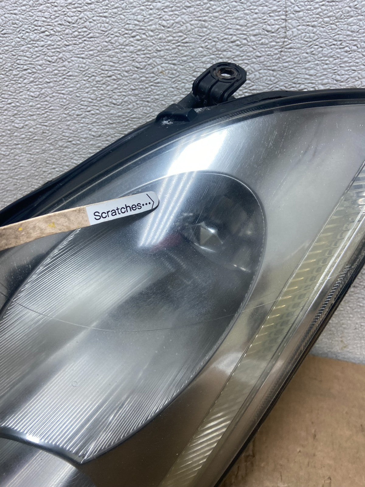 2003 2004 2005 Infiniti G35 Coupe Headlight Left Driver OEM Xenon HID Y6878 DW3