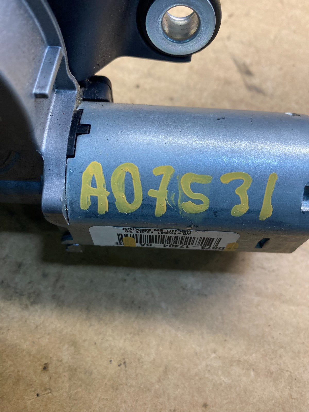 2020 to 2023 Ford Explorer Rear Windshield Wiper Motor ad7531 DG6