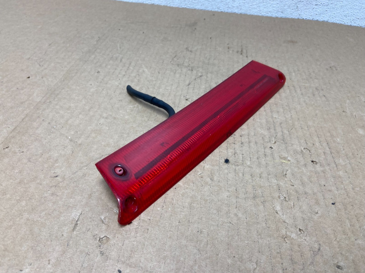 2012 to 2017 Ford Focus SE Trunk Lid Hatch 3rd Brake Light AF9595 DG2