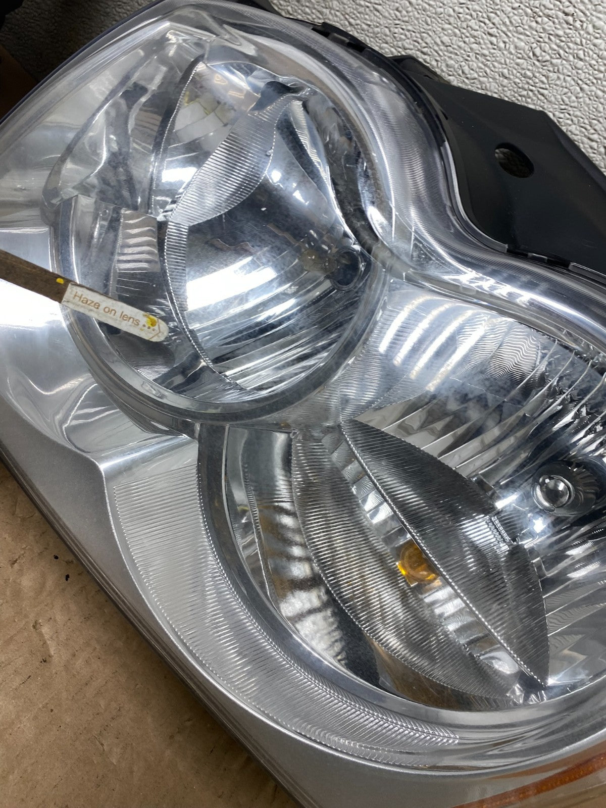 2005-2007 Jeep Grand Cherokee Left+Right Halogen Headlights W0867 DW9