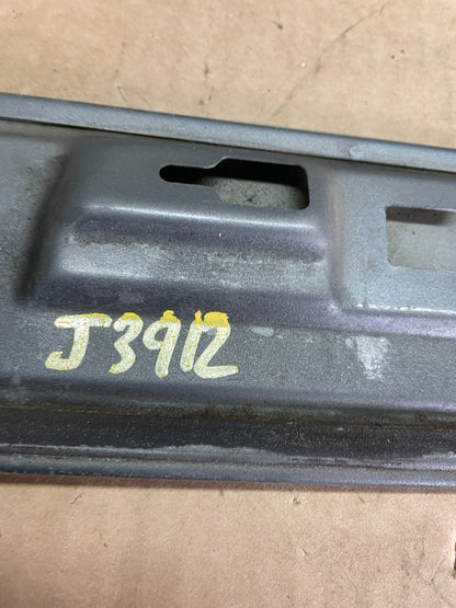 2005 to 2010 Honda Odyssey Right Side Rail Cover Quarter Trim Molding J3912 DG12
