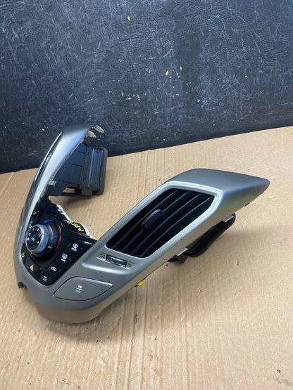2012 - 2015 Kia Rio Veloster Climate Control Panel Trim Air Vents AF6319 DG4