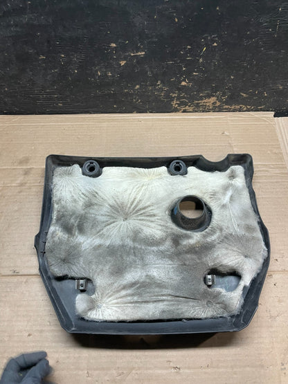 2004 to 2009 Mazda 3 DOHC 16 VALVE Engine Shield Top Cover Oem V2821 DG5