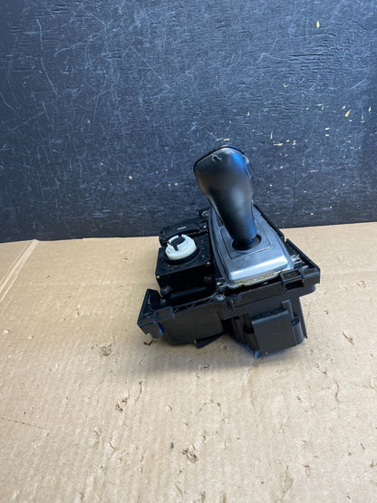 2007 to 2013 BMW X5 E70 Shift Shifter Selector Gear W/ Bezel AJ1299 DW2