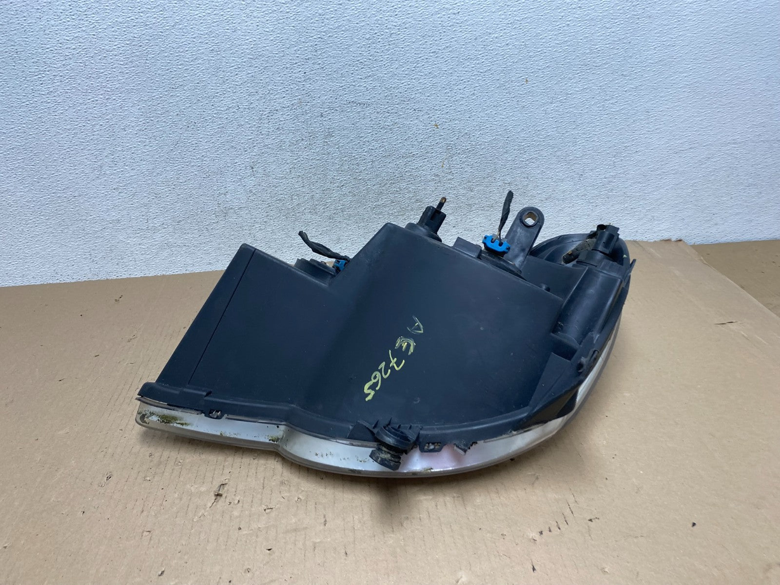 2007 to 2010 Chrysler Sebring Right Passenger RH Side Headlight AE7265 DW6