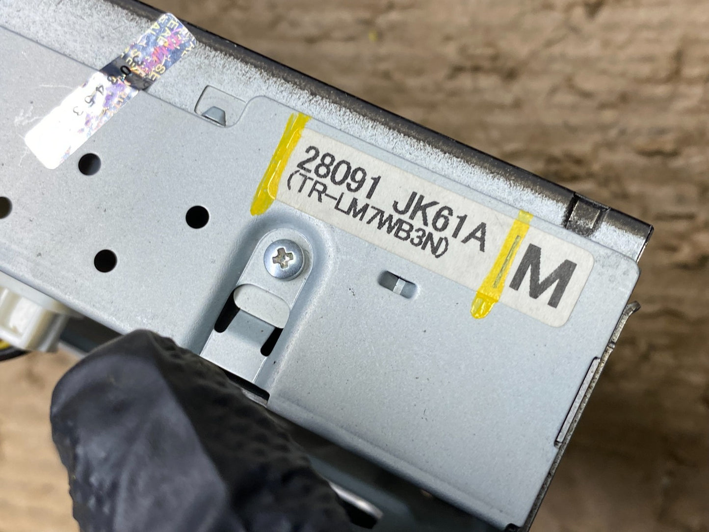 2008 to 2012 Nissan Armada QX56 Display Screen Information V1624 DG6