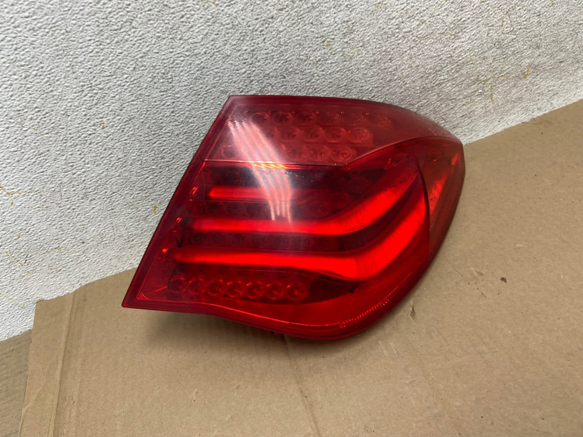 2009 to 2012 Bmw 7-Series F01 F02 750i Right Passenger Tail Light AI1155 LK0