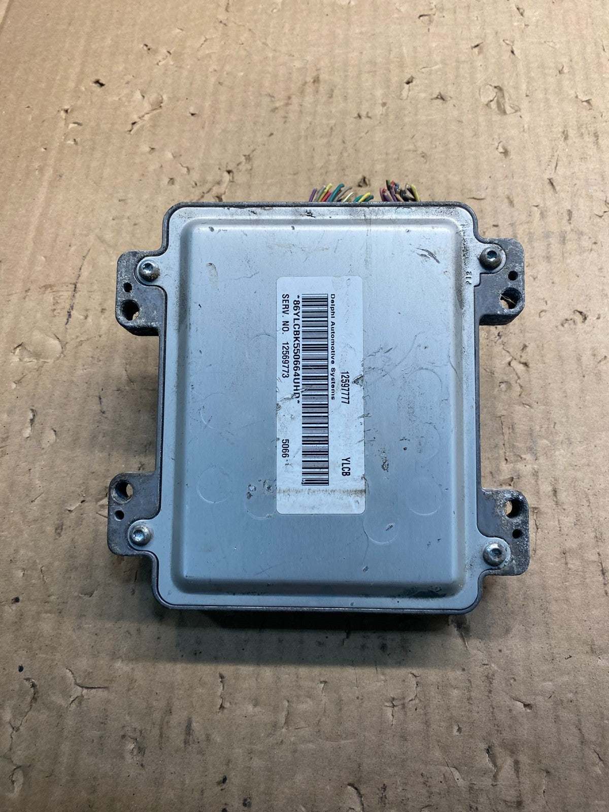 2004 to 2006 Chevrolet Colorado Engine Motor Brain Box ECU ECM AE7998 DG1