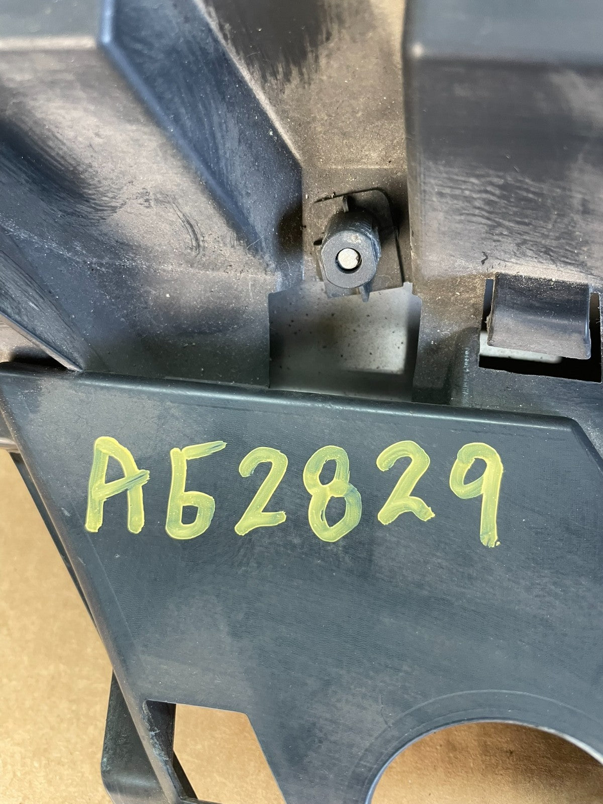 2010 to 2012 Mercedes GL320 GL550 Front Bumper Cover Reinforcement AG28295