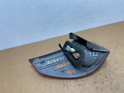 2006 - 2010 Toyota Sienna Right Passenger Side Tail Light AC3233 DW4